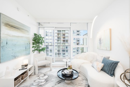 1608-13778 100 Avenue, Surrey, BC 