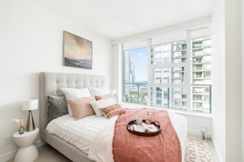 1608-13778 100 Avenue, Surrey, BC 