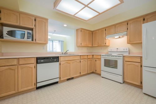 1304-21937 48 Avenue, Langley, BC 