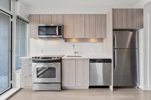 1010-13308 Central Avenue, Surrey, BC 