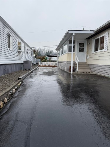 222-27111 0 Avenue, Langley, BC 