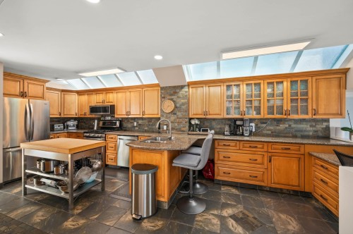 1246 Oxford Street, White Rock, BC 