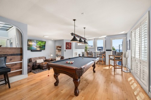 1246 Oxford Street, White Rock, BC 