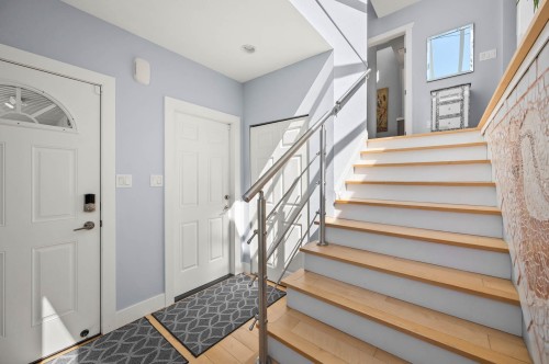 1246 Oxford Street, White Rock, BC 