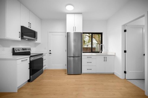 9216 114 Street, Delta, BC 