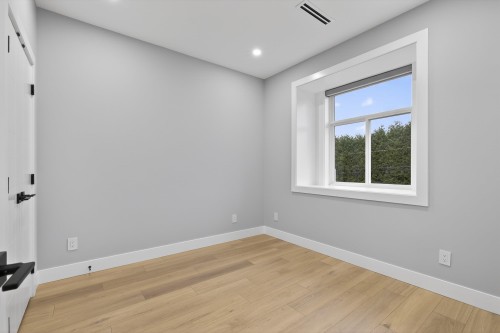 16730 20 Avenue, Surrey, BC 