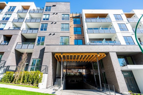 307-19577 65B Avenue, Surrey, BC 