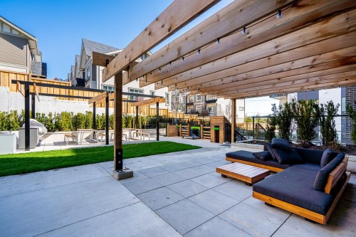 307-19577 65B Avenue, Surrey, BC 