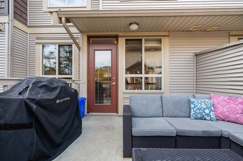 25-19560 68 Avenue, Surrey, BC 