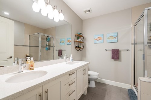 25-19560 68 Avenue, Surrey, BC 