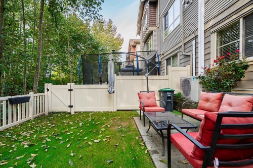 25-19560 68 Avenue, Surrey, BC 