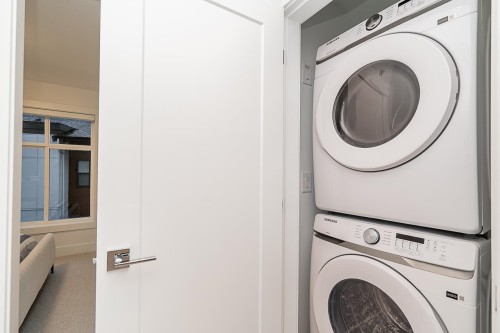 108-5330 198 Street, Langley, BC 