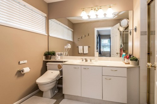 22-20881 87 Avenue, Langley, BC 