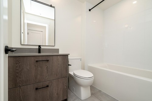 516-27218 Aldergrove Town Center Drive, Langley, BC 