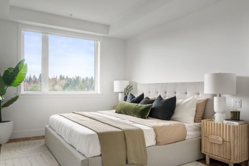 301-33160 Plaxton Crescent, Abbotsford, BC 