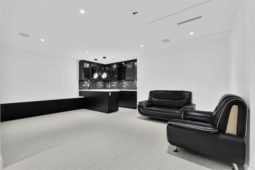 14714 111A Avenue, Surrey, BC 