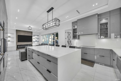 14138 75A Avenue, Surrey, BC 