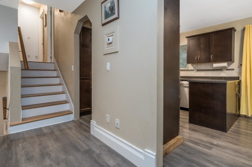 13288 64A Avenue, Surrey, BC 