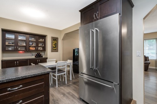 13288 64A Avenue, Surrey, BC 