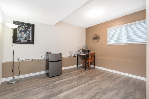 13288 64A Avenue, Surrey, BC 