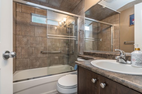 13288 64A Avenue, Surrey, BC 