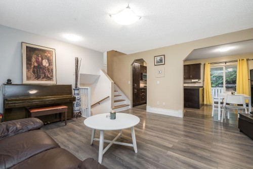 13288 64A Avenue, Surrey, BC 