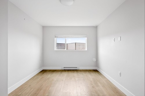 214-20061 Fraser Highway, Langley, BC 