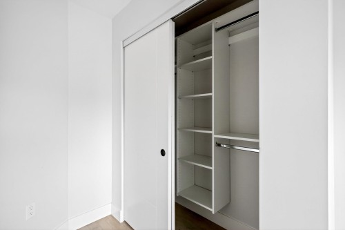 214-20061 Fraser Highway, Langley, BC 