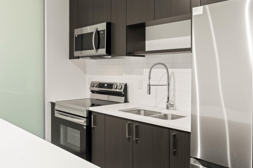 128-8509 158 Street, Surrey, BC 