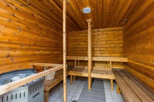 246-2451 Gladwin Road, Abbotsford, BC 