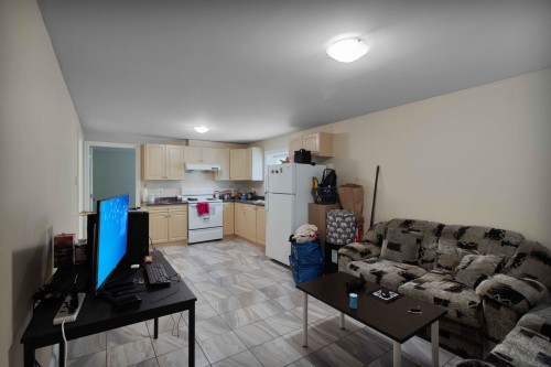 11971 97 Avenue, Surrey, BC 