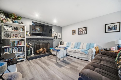 18592 62 Avenue, Surrey, BC 