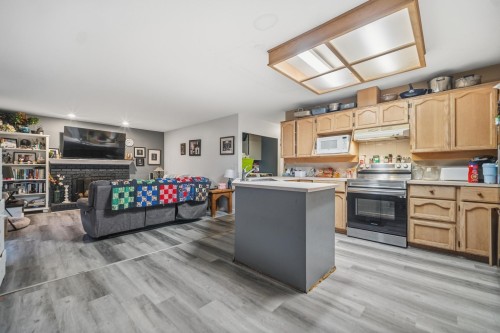 18592 62 Avenue, Surrey, BC 