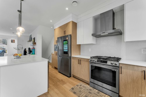 1-12585 104A Avenue, Surrey, BC 