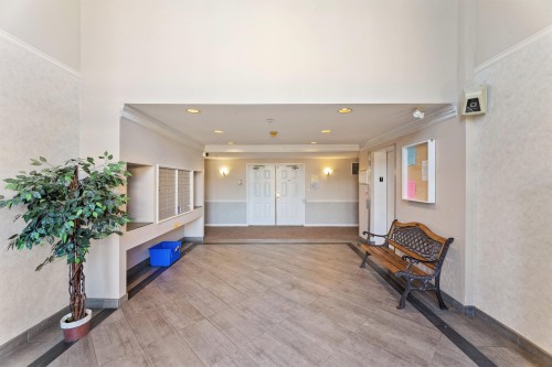 406-12155 75A Avenue, Surrey, BC 