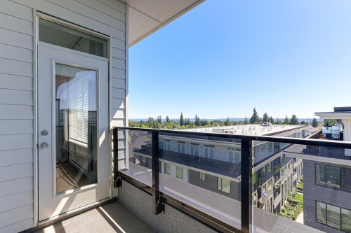 610-15858 Fraser Highway, Surrey, BC 