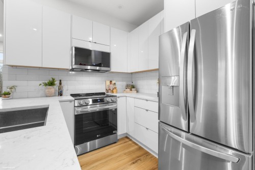 101-20081 68 Avenue, Langley, BC 