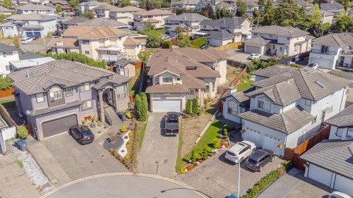 8298 151A Street, Surrey, BC 