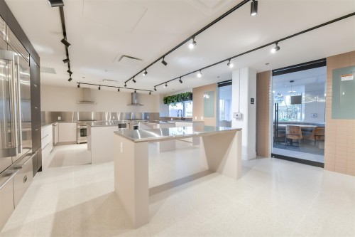 2606-13573 98A Avenue, Surrey, BC 