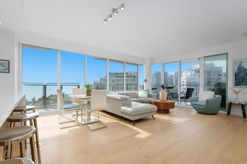 Ph1-1439 George Street, White Rock, BC 