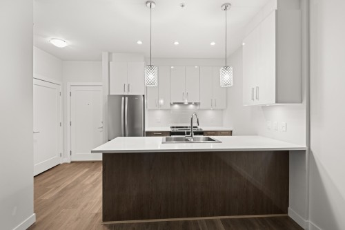 513-20829 77A Avenue, Langley, BC 