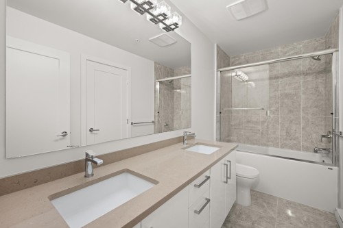 513-20829 77A Avenue, Langley, BC 