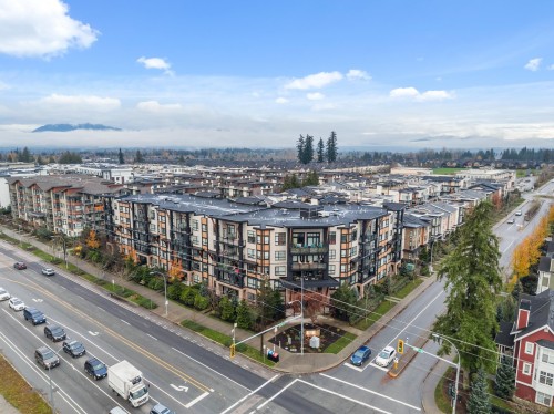 513-20829 77A Avenue, Langley, BC 