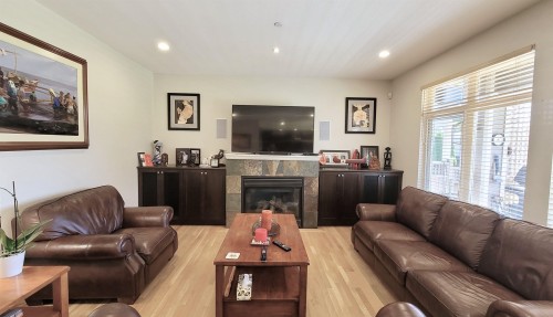 15974 Buena Vista Avenue, White Rock, BC 