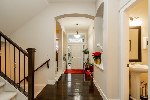 6100 163B Street, Surrey, BC 