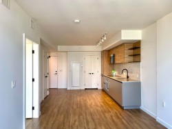 1707-10448 University Drive  Surrey, BC V3T 0S7