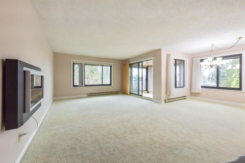 301-15317 Thrift Avenue  White Rock, BC V4B 2L4