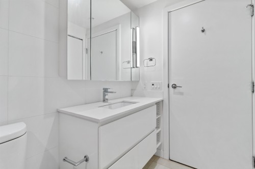 3412-13615 Fraser Highway, Surrey, BC 