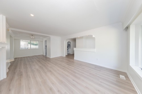 15032 Swallow Drive, Surrey, BC 