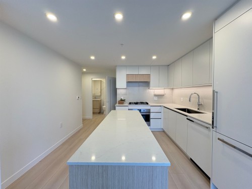 2603-13573 98A Avenue, Surrey, BC 